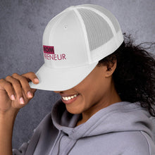 Load image into Gallery viewer, MOMPreneur - Trucker Cap (Pink)